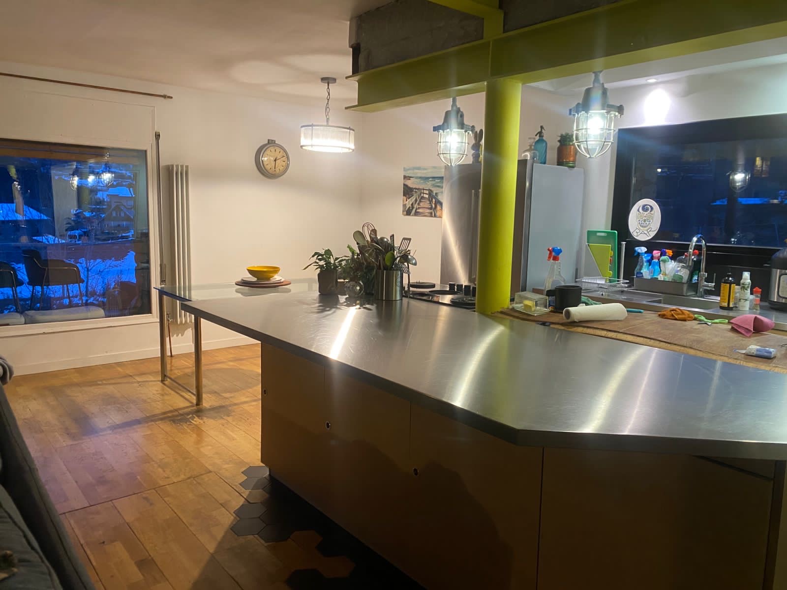 Chef's Island Detail